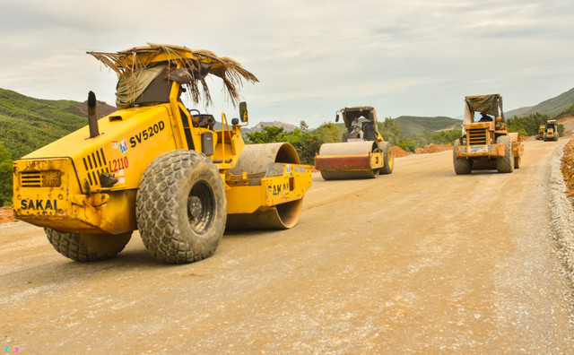Bên trong công trường hầm đường bộ nghìn tỷ nối Bình Định - Phú Yên - Hình 11 Ben trong cong truong ham duong bo nghin ty noi Binh Dinh - Phu Yen-Hinh-11