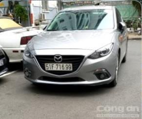 Chiếc xe ô tô 4 chỗ được Tuấn sử dụng làm phương tiện thu hồi nợ. Chiếc xe ô tô 4 chỗ được Tuấn sử dụng làm phương tiện thu hồi nợ.