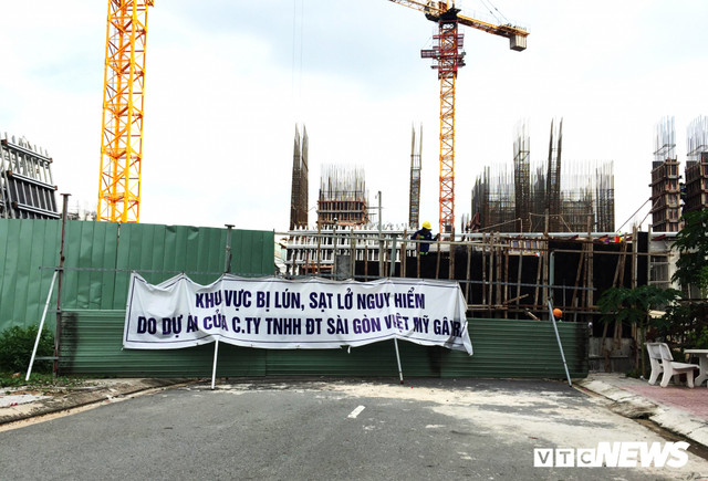 "Hô biến" Marina Tower thành Phú Đông Premier, Phú Đông Group thừa nhận chưa xin phép - Hình 2 Thi công dự án làm hư hỏng hạ tầng xung quanh, sử dụng tên không đúng quy định... là những sai phạm đang diễn ra tại dự án này.
