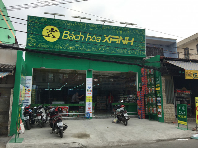 Công ty cổ phần Đầu tư Thế giới Di động đang đối mặt với nhiều khó khăn như Bách Hóa Xanh không được như kỳ vọng, thị trường điện thoại bão hòa và công ty sở hữu khoản nợ khủng. Công ty cổ phần Đầu tư Thế giới Di động đang đối mặt với nhiều khó khăn như Bách Hóa Xanh không được như kỳ vọng, thị trường điện thoại bão hòa và công ty sở hữu khoản nợ khủng.
