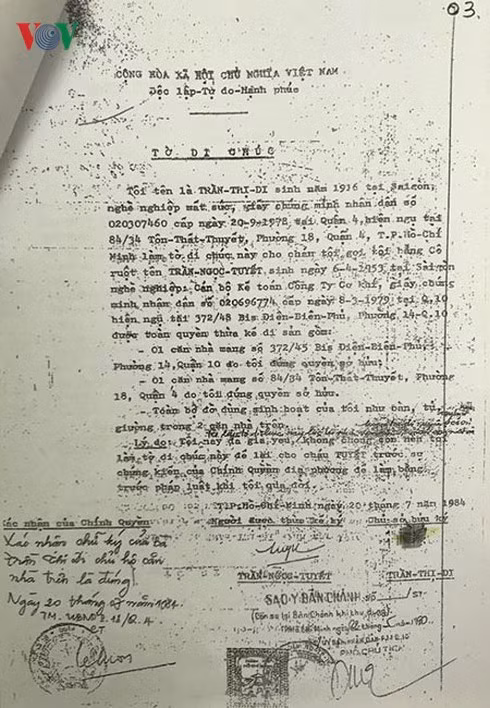 Bản di chúc được lập năm 1984, bà Trần Thị Ngọc Nga cho rằng không đúng với cơ sở pháp luật. Bản di chúc được lập năm 1984, bà Trần Thị Ngọc Nga cho rằng không đúng với cơ sở pháp luật.