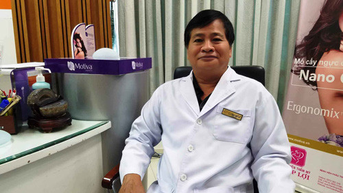 Ca sĩ Ivy Trần vỡ túi nâng ngực: Bác sĩ mổ nói gì? - Hình 2 Ca si Ivy Tran vo tui nang nguc: Bac si mo noi gi?-Hinh-2