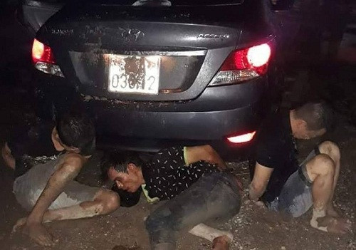 Ba đối tượng trộm cắp. Ba đối tượng trộm cắp.