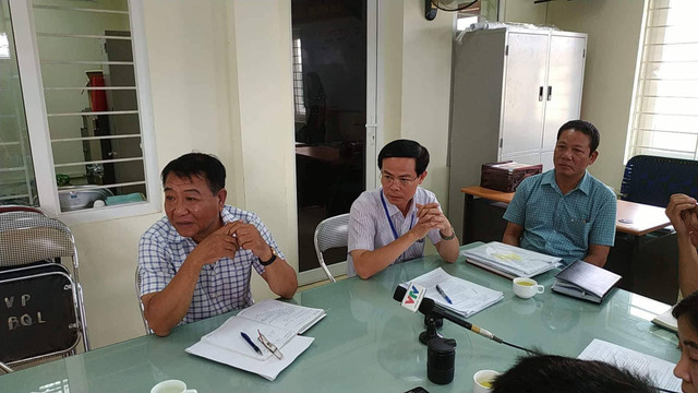 Vì sao tiểu thương chợ Long Biên phải è cổ nộp trăm triệu bảo kê? - Hình 3 Vi sao tieu thuong cho Long Bien phai e co nop tram trieu bao ke?-Hinh-3