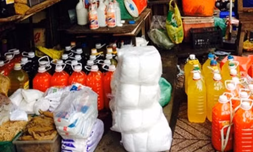 Ta hoa mot lang gia vi nau 20 noi pho ''dau dau'' thuong de Viet