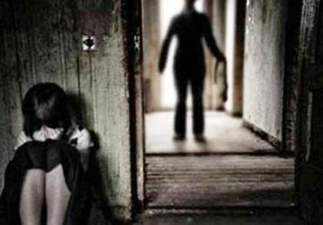 Công an huyện Cần Giuộc, tỉnh Long An đã vào cuộc điều tra nghi án cha hiếp dâm con gái ruột. Ảnh minh họa. Công an huyện Cần Giuộc, tỉnh Long An đã vào cuộc điều tra nghi án cha hiếp dâm con gái ruột. Ảnh minh họa.