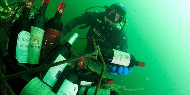 Thị trấn kỳ lạ, nơi rượu vang chất đầy dưới đáy biển - Hình 2 Thi tran ky la, noi ruou vang chat day duoi day bien-Hinh-2