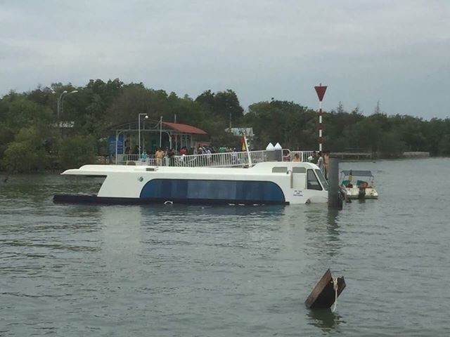 Chìm tàu cao tốc Vũng Tàu - Cần Giờ - TPHCM, 42 hành khách hoảng loạn Chim tau cao toc Vung Tau - Can Gio - TPHCM, 42 hanh khach hoang loan