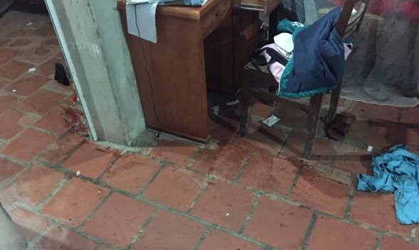 Lý do khó tin khiến bố nhẫn tâm chém con gái suýt chết Ly do kho tin khien bo nhan tam chem con gai suyt chet