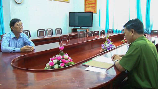 Chủ doanh nghiệp bị xử phạt vì hoang báo mất trộm tiền tỷ. Ảnh: Công an cung cấp. Chủ doanh nghiệp bị xử phạt vì hoang báo mất trộm tiền tỷ. Ảnh: Công an cung cấp.