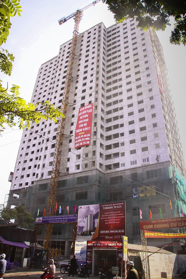 Chung cư Tabudec Plaza tại mặt đường 70, Hà Đông. Ảnh: PLVN. Chung cư Tabudec Plaza tại mặt đường 70, Hà Đông. Ảnh: PLVN.