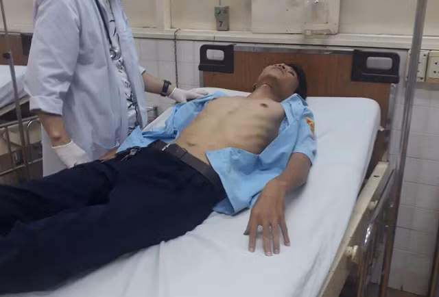 Anh Trung nhập viện điều trị sau khi bị 3 mẹ con bà Nhung đánh