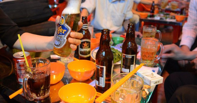 Các thương hiệu bia ngoại ngày càng chiếm lĩnh thị trường Việt Các thương hiệu bia ngoại ngày càng chiếm lĩnh thị trường Việt