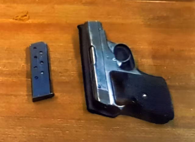 Khẩu súng được cơ quan điều tra thu giữ. Ảnh: M.A.