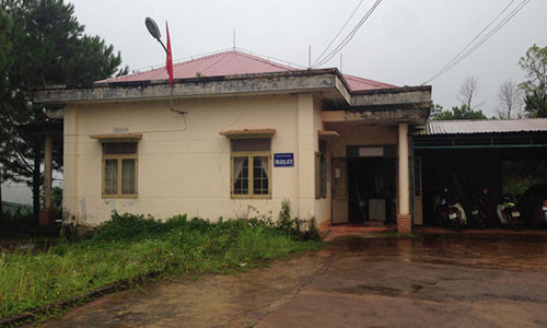 Phòng GD-ĐT huyện Tuy Đức, nơi bà Trần Trương Mạnh Hoài được bổ nhiệm thần tốc. Phòng GD-ĐT huyện Tuy Đức, nơi bà Trần Trương Mạnh Hoài được bổ nhiệm thần tốc.