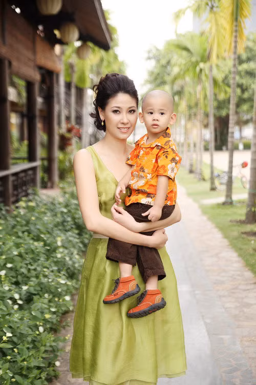 Chiem nguong biet thu “khung” cua nhung Hoa hau giau nhat Viet Nam