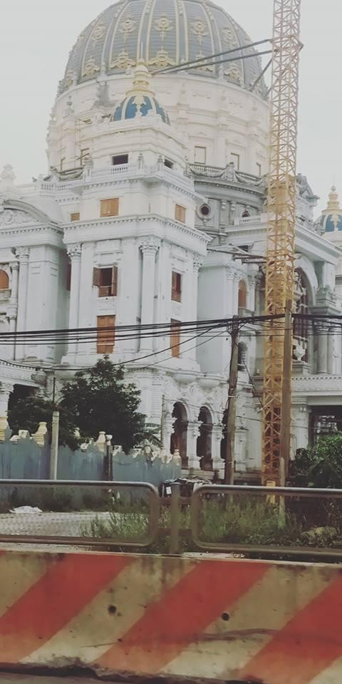 Phát sốt với tòa lâu đài "cha con" của đại gia Ninh Bình - Hình 3 Phat sot voi toa lau dai