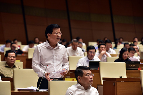 Phó Thủ tướng Trịnh Đình Dũng. Ảnh: VGP. Phó Thủ tướng Trịnh Đình Dũng. Ảnh: VGP.