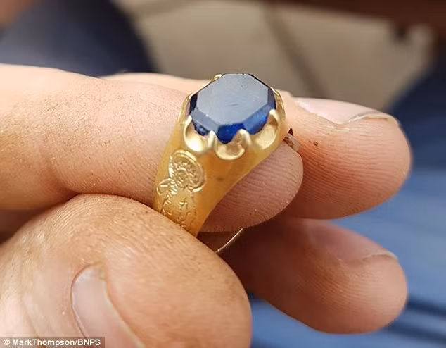 Tim thay kho bau chi nho dieu... it ai coi trong nay