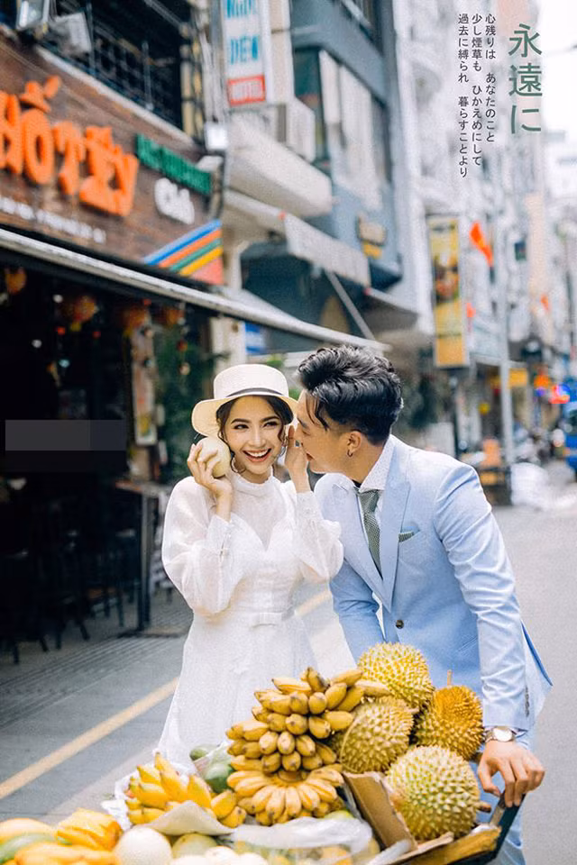 Tình yêu mãnh liệt của Thanh Tuyền đã giúp Chính vượt qua mặc cảm thân phận