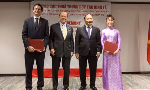 Thu tuong chung kien le trao cac ban ky ket tri gia hang ty USD