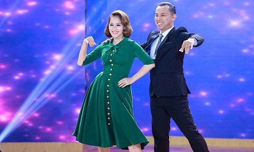 Cặp đôi giờ vẫn coi nhau như người bạn bè, đồng nghiệp thân thiết. Cặp đôi giờ vẫn coi nhau như người bạn bè, đồng nghiệp thân thiết.