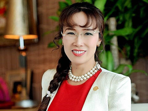 Nữ tỷ phú đô la Nguyễn Thị Phương Thảo. Nữ tỷ phú đô la Nguyễn Thị Phương Thảo.
