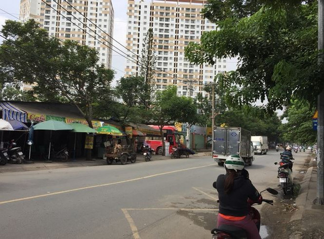 Khu đất được rao bán nằm trên đường Dương Thị Mười. Khu đất được rao bán nằm trên đường Dương Thị Mười.