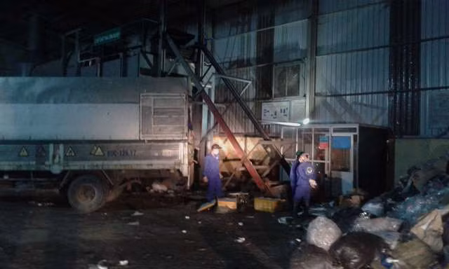 Số thực phẩm bẩn nói trên được đưa về Hưng Yên để tiêu hủy.