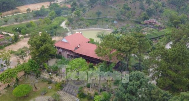 "Biệt phủ" xây dựng trái phép trên 24ha đất rừng.