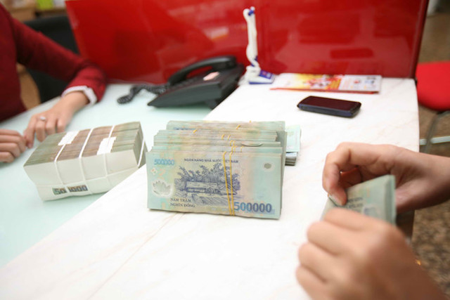 Nhân viên đòi nợ thuê phải mặc đồng phục để phân biệt với xã hội đen Nhan vien doi no thue phai mac dong phuc de phan biet voi xa hoi den