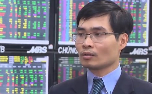 Chuyên gia Nguyễn Việt Đức. Chuyên gia Nguyễn Việt Đức.