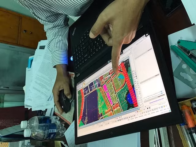 Theo quy định, các "dự án" đất nền tối đa lấn vào ruộng muối không quá 200 m2.