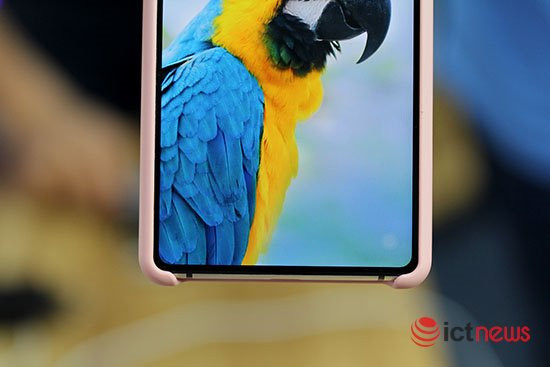 Bkav thiết kế ốp lưng cao cấp dành riêng cho Bphone 3, Bphone 3 Pro - Hình 6 Bkav thiet ke op lung cao cap danh rieng cho Bphone 3, Bphone 3 Pro-Hinh-6