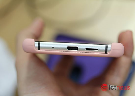 Bkav thiết kế ốp lưng cao cấp dành riêng cho Bphone 3, Bphone 3 Pro - Hình 7 Bkav thiet ke op lung cao cap danh rieng cho Bphone 3, Bphone 3 Pro-Hinh-7