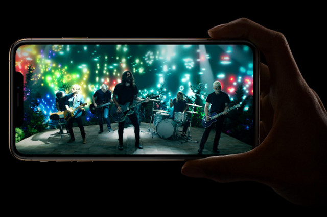 Nếu Steve Jobs còn sống, liệu iPhone Xs Max có được khai sinh? Neu Steve Jobs con song, lieu iPhone Xs Max co duoc khai sinh?