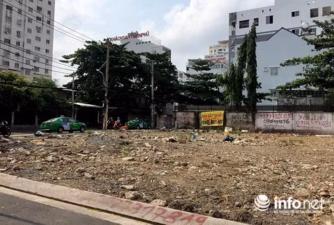 Đất nền vùng ven TP.HCM đang trong cơn sốt.