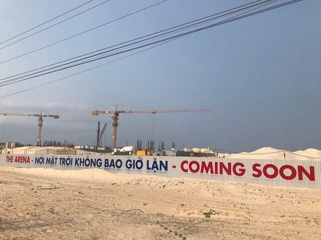 Một nút thắt rất lớn của condotel chính là quy hoạch sử dụng đất của UBND cấp tỉnh không hề có do vậy tính pháp lý của condotel vẫn treo. Một nút thắt rất lớn của condotel chính là quy hoạch sử dụng đất của UBND cấp tỉnh không hề có do vậy tính pháp lý của condotel vẫn treo.