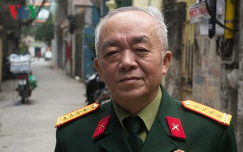 Đại tá, Tiến sỹ Vũ Tang Bồng, nguyên cán bộ Viện Lịch sử Quân sự Việt Nam: "Khi cấp dưới báo cáo vống lên sẽ dẫn đến việc nhận định, đánh giá và quyết định của cấp trên không chính xác". Đại tá, Tiến sỹ Vũ Tang Bồng, nguyên cán bộ Viện Lịch sử Quân sự Việt Nam: "Khi cấp dưới báo cáo vống lên sẽ dẫn đến việc nhận định, đánh giá và quyết định của cấp trên không chính xác".