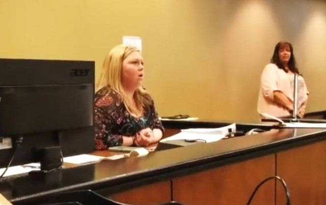 Màn cầu hôn độc lạ... khiến cô dâu vừa "đau tim" vừa hạnh phúc - Hình 2 Man cau hon doc la... khien co dau vua