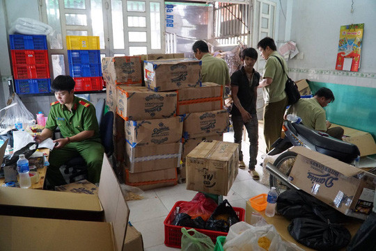 Ớn lạnh quy trình sản xuất bao cao su giả ở TP HCM - Hình 4 On lanh quy trinh san xuat bao cao su gia o TP HCM-Hinh-4