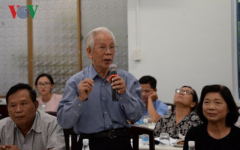 Phó Giáo sư – Tiến sỹ Nguyễn Lê Ninh, ủy viên Hội đồng tư vấn khoa học – kỹ thuật – môi trường thuộc Ủy ban Mặt trận Tổ quốc Việt Nam TPHCM. Phó Giáo sư – Tiến sỹ Nguyễn Lê Ninh, ủy viên Hội đồng tư vấn khoa học – kỹ thuật – môi trường thuộc Ủy ban Mặt trận Tổ quốc Việt Nam TPHCM.