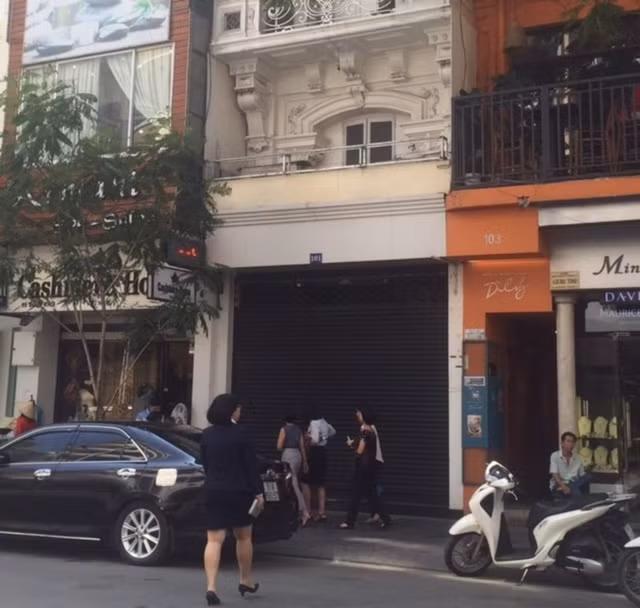 Cửa hàng Khaisilk ở 101 Đồng Khởi Quận 1 đã đóng cửa trước khi có công bố kết luận vi phạm của Bộ công thương