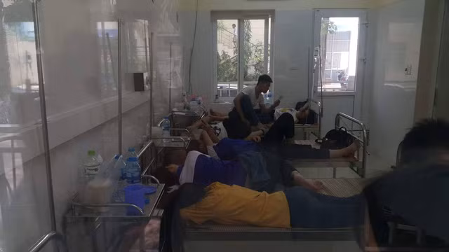 Các học viên nằm điều trị tại Bệnh viện 198 sáng ngày 7/7.