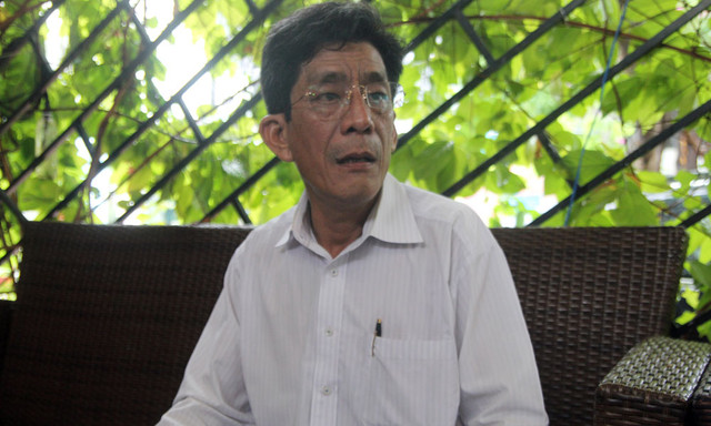 Ông Lê Văn Lung, đại diện cho nhóm 71 hộ dân khiếu kiện về vấn đề tranh chấp đất ở Thủ Thiêm. Ông Lê Văn Lung, đại diện cho nhóm 71 hộ dân khiếu kiện về vấn đề tranh chấp đất ở Thủ Thiêm.