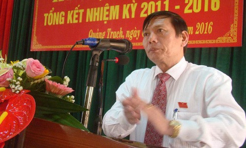 Cả họ Bí thư huyện “làm quan“: Bí thư Quảng Bình chỉ đạo nóng Ca ho Bi thu huyen “lam quan“: Bi thu Quang Binh chi dao nong