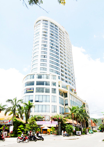 Loạt khách sạn ở Nha Trang vi phạm PCCC ngang nhiên hoạt động - Hình 2 Loat khach san o Nha Trang vi pham PCCC ngang nhien hoat dong-Hinh-2