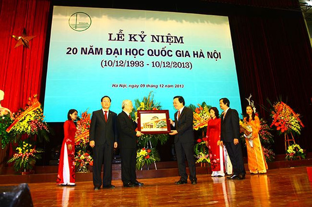 Những bức ảnh độc đáo, kí ức thời sinh viên của Tổng Bí thư, Chủ tịch nước - Hình 4 Nhung buc anh doc dao, ki uc thoi sinh vien cua Tong Bi thu, Chu tich nuoc-Hinh-4