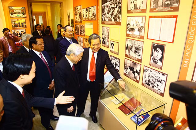 Nhung buc anh doc dao, ki uc thoi sinh vien cua Tong Bi thu, Chu tich nuoc-Hinh-5