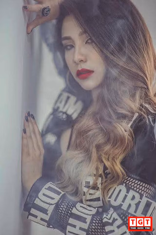 Nu DJ noi tieng voi phong cach 